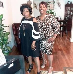 Meet your Posher, Angela